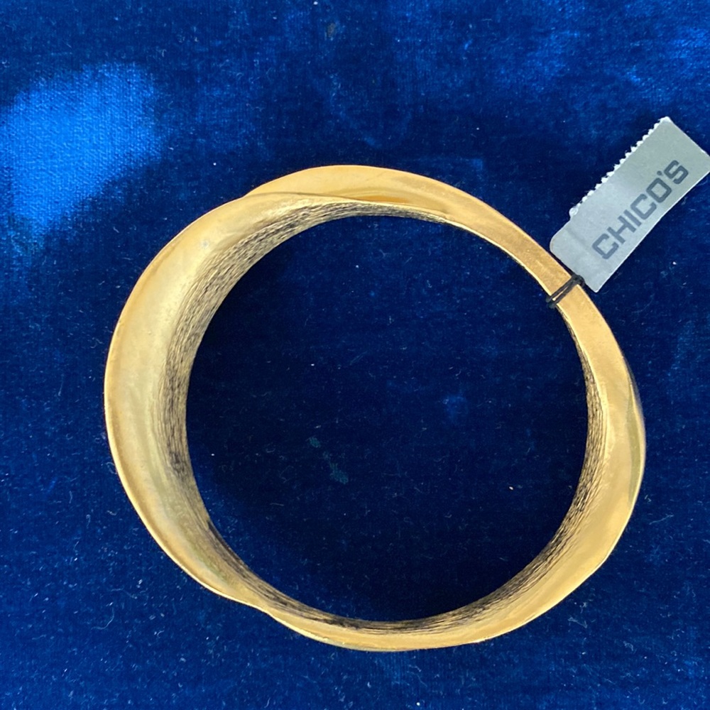 Chicos Gold Bangle Bracelet